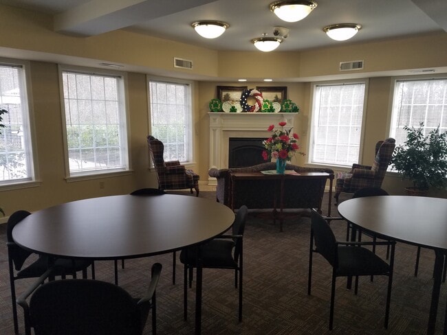 Community Room w/ Fireplace