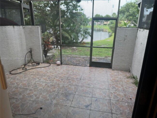 Photo - 1624 NW 90th Way