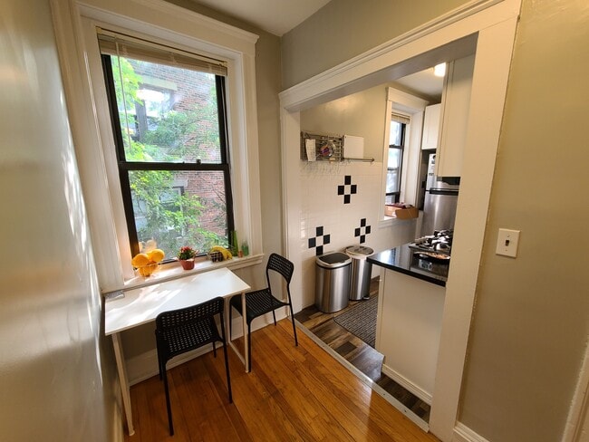 Photo - 7 Lothian Rd Unit 11