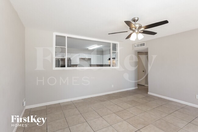 Photo - 1233 W 16th St