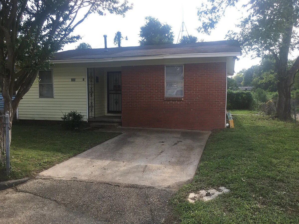 Photo - 165 Pleasant Ct