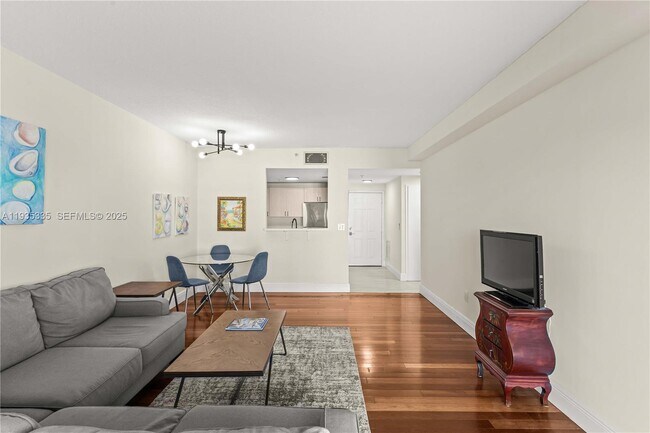 Photo - 50 Menores Ave Unit 522