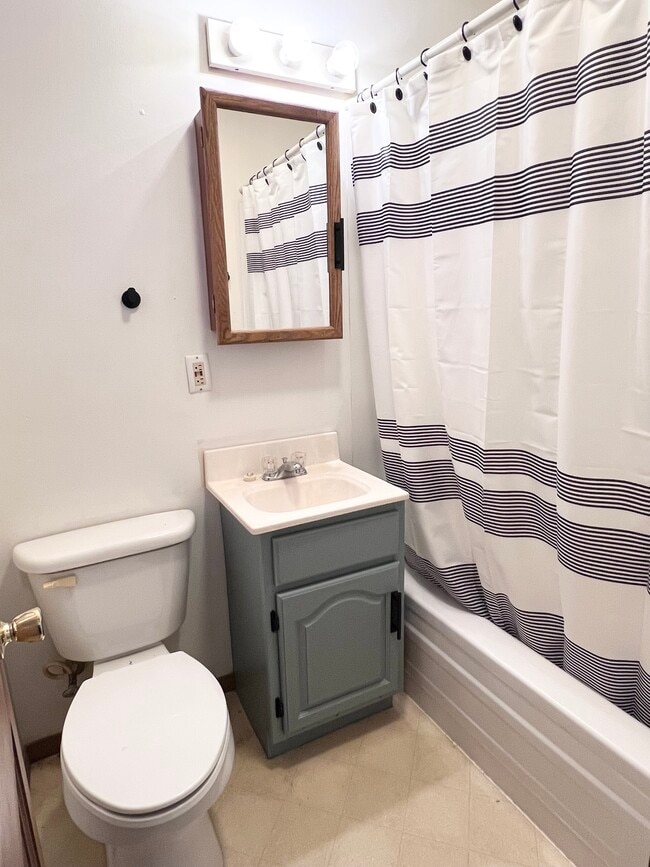 Photo - 609 N Pokegama Ave Unit 609 #2