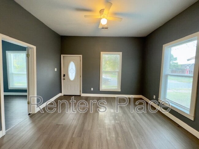 Photo - 517 N 9th St