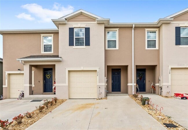 Photo - 1264 Draintree St