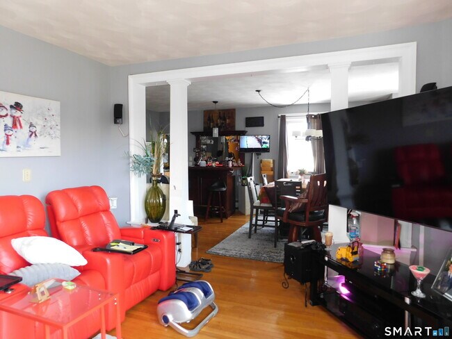 Photo - 451 Circular Ave Unit 2