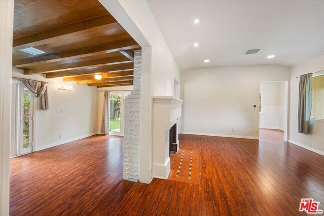 Photo - 4328 Goodland Ave