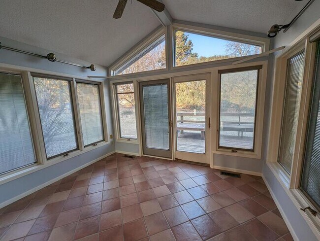 Photo - 1109 Boone St