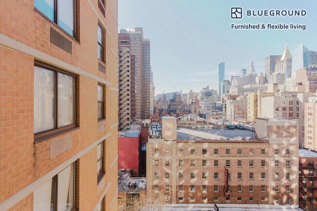 Photo - 155 E 31st St Unidad FL14-ID1720