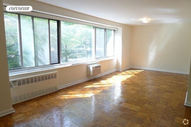 Building Photo - 400 Central Prk W Rental