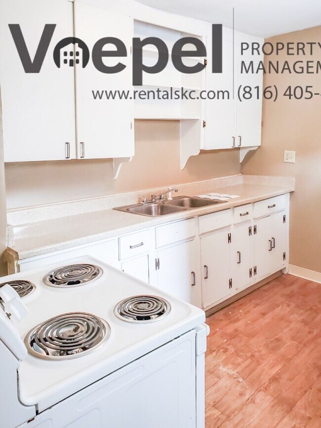 Photo - 5409-5411 Harrison St. Unidad 5411 Harrison St. 1F