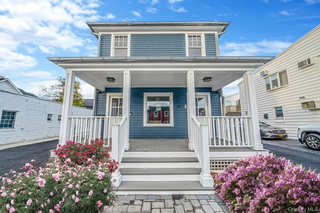 Building Photo - 24 Skillman St Unit Upper