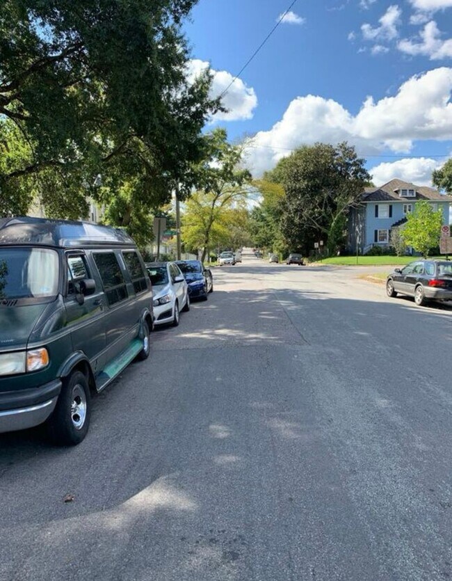 Photo - 2603 2nd Ave Unidad Downstairs A #1