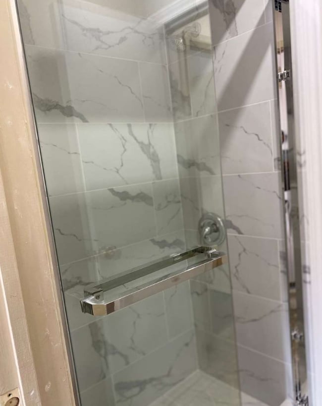 Building Photo - 1641 Victoria Park Av Unit 4-1641 Victoria Park Ave.