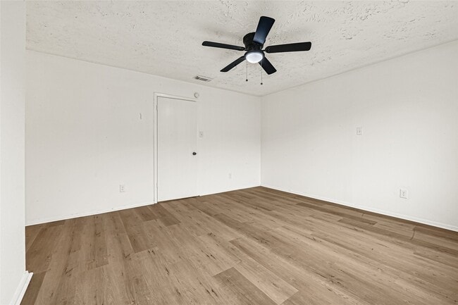 Photo - 13023 Lima Dr