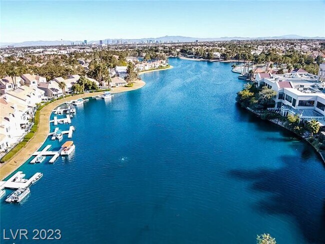 Photo - 2657 Seashore Dr