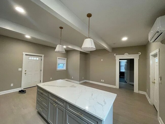 Building Photo - Available Newly Renovated 2 Bedroom and 1.... Unit 217-FL 1- Rear Rental