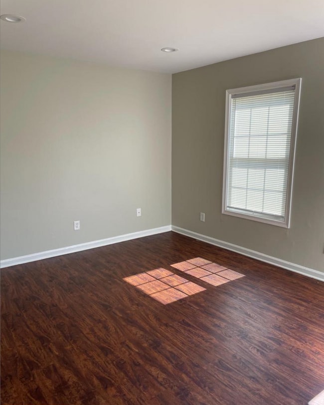 Photo - 101 Hickok Cir