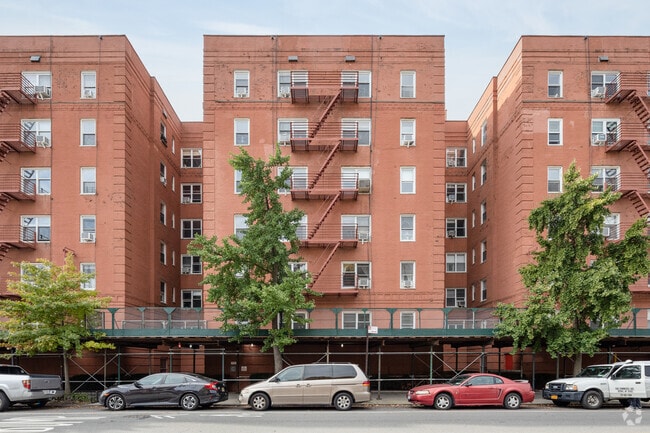 100 Park Terrace West - 100 Park Terrace West