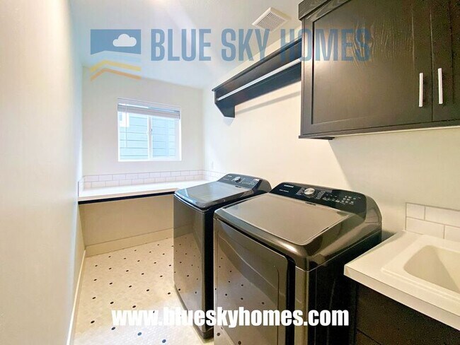 Photo - 1836 E Knobcone Dr