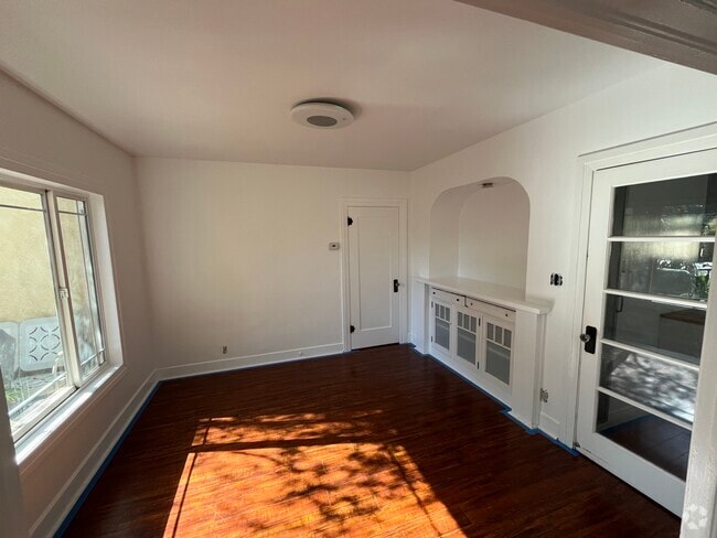 Building Photo - 3416 Cattaraugus Ave Rental