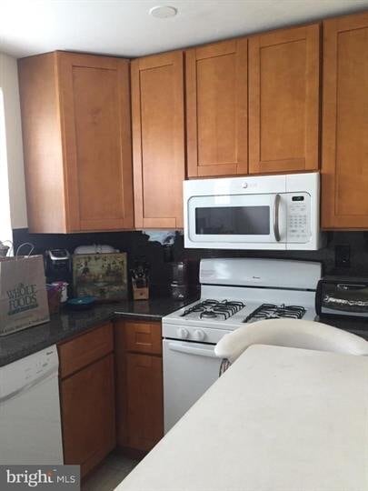 Photo - 355 Mercy St