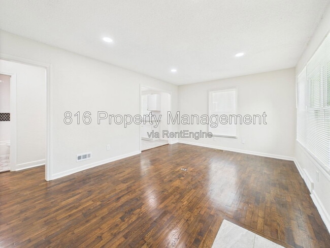 Photo - 8404 E 47th Terrace