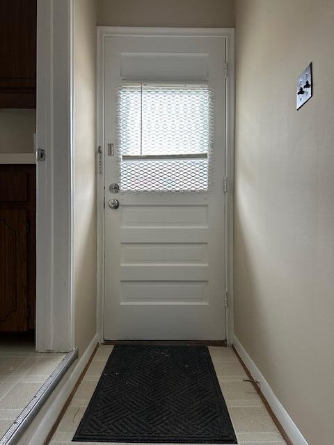 Photo - 18547 Hillcrest St