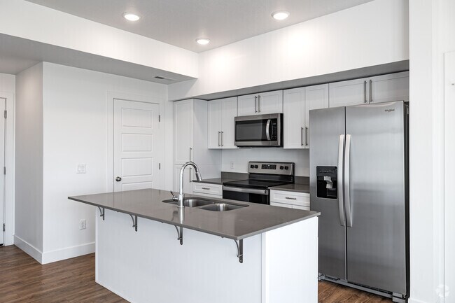 2BR, 2.5BA - 1,523SF - Dining Room/Kitchen - Vista Ogden Townhomes