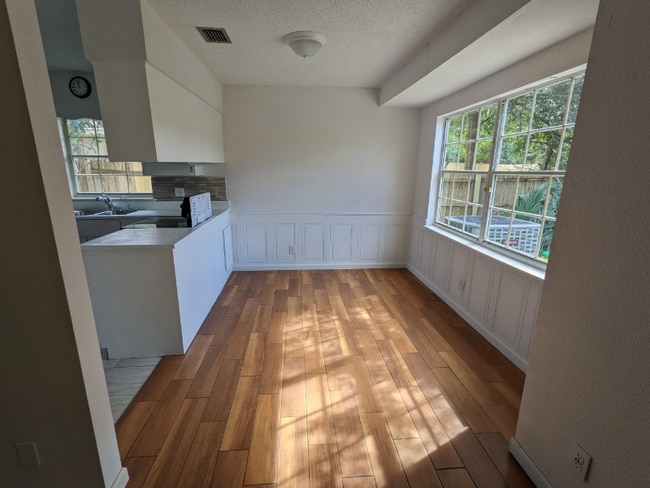 Photo - 1280 Gallaten Rd Casa