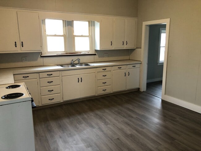 Photo - 2 Bedroom 1 Bath with Basement
