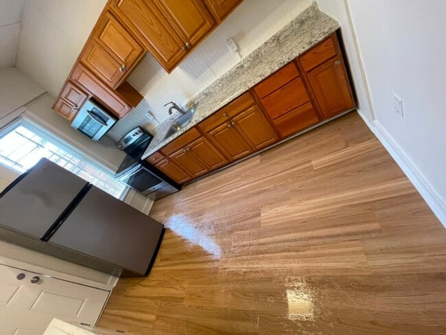 Photo - 2941 Clifton Ave