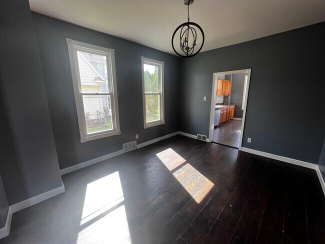 DINING ROOM - 2704 Jackson Ave Unit 2704