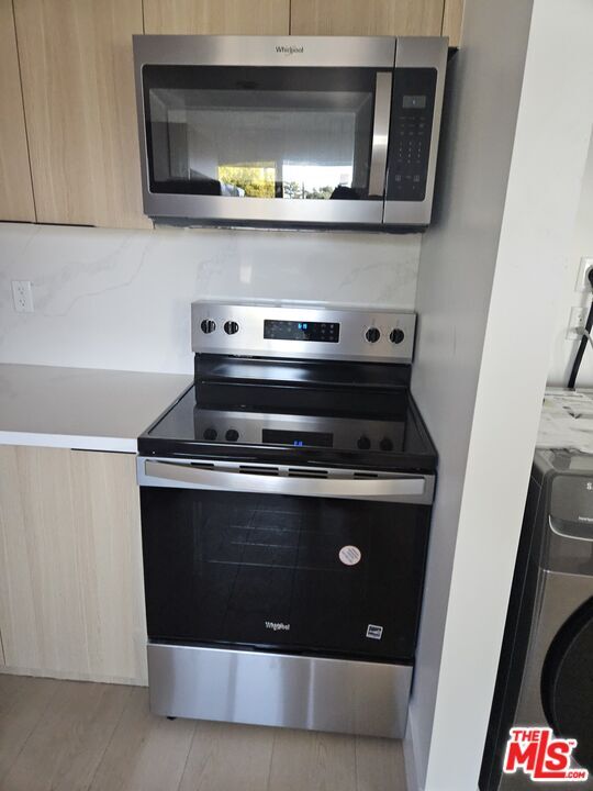 Photo - 603 E 46th St