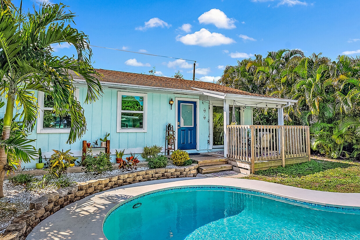 Photo - 2686 Hinda Rd (West Palm Beach, FL)