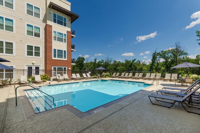 The Victor Stonebridge apartments — community photo
