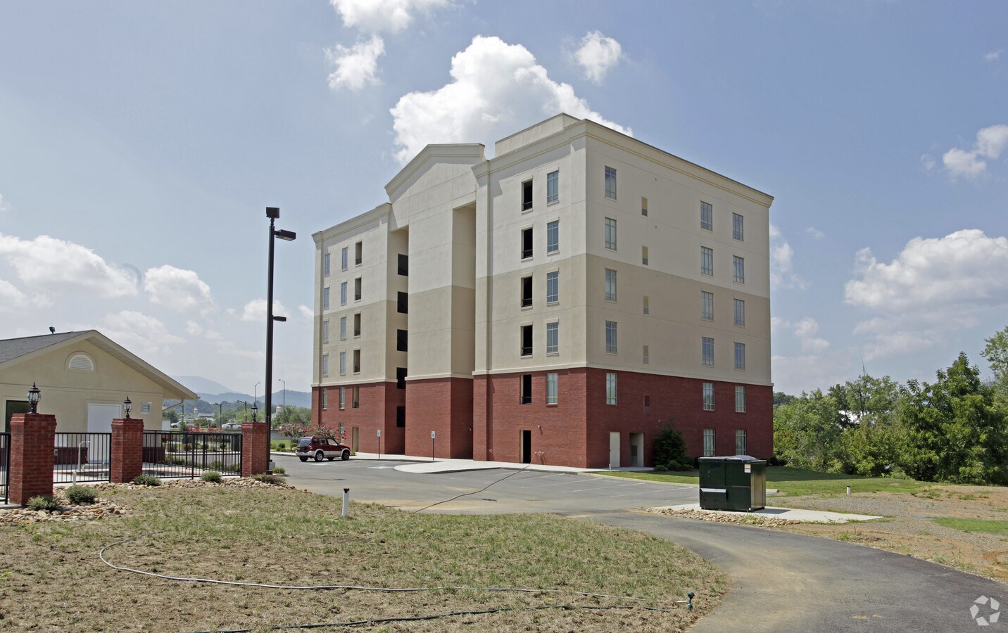Photo - River Crossing Condo