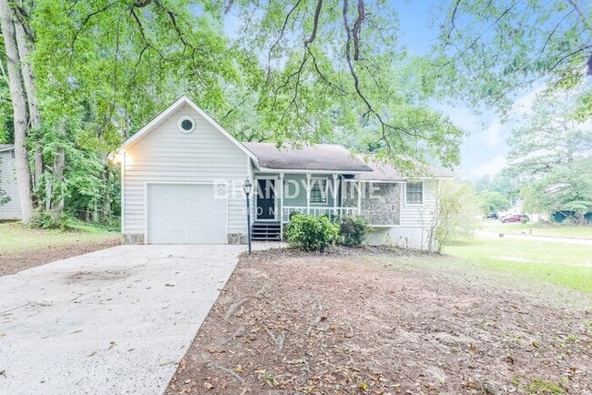 Building Photo - 9347 Forest Knoll Dr