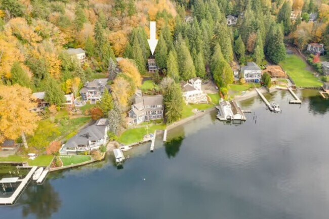 Photo - 3Bd/3.5Ba Kirkland House