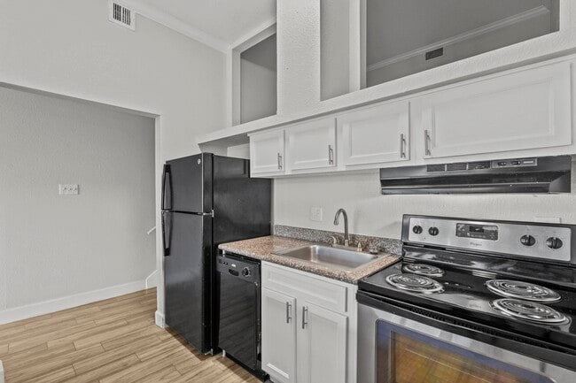 Photo - 7820 Seawall Blvd Unit 109