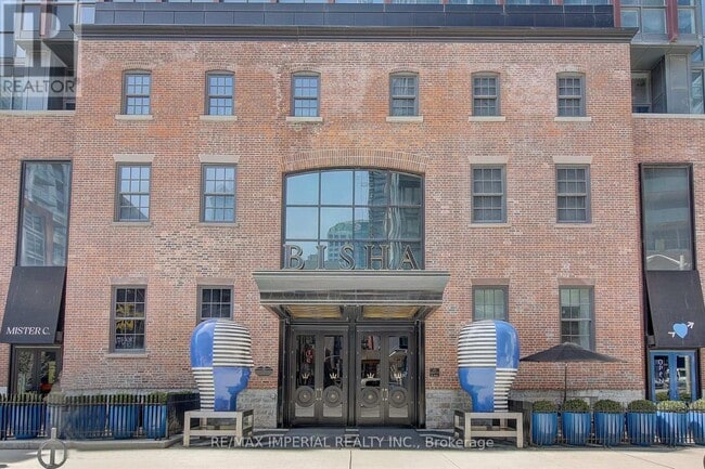 Photo - 88 Blue Jays Way Unit 3508