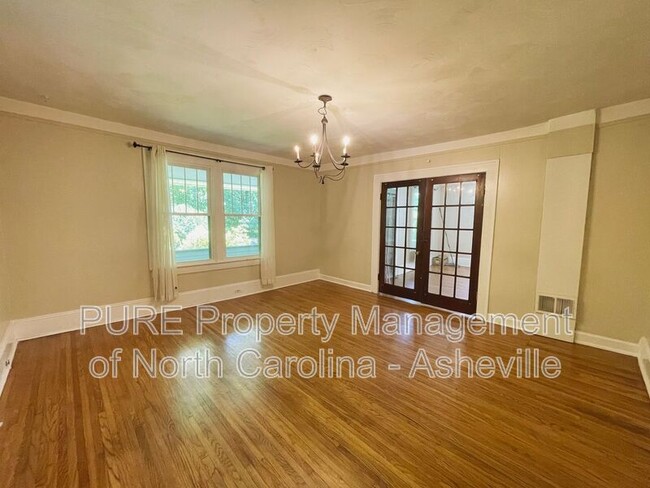 Photo - 109 Forest Hill Dr