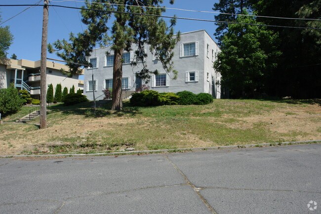 901 South Lincoln