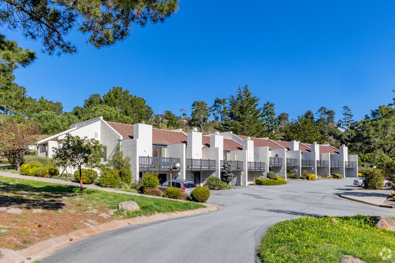 Building - High Meadow Terrace Apartments