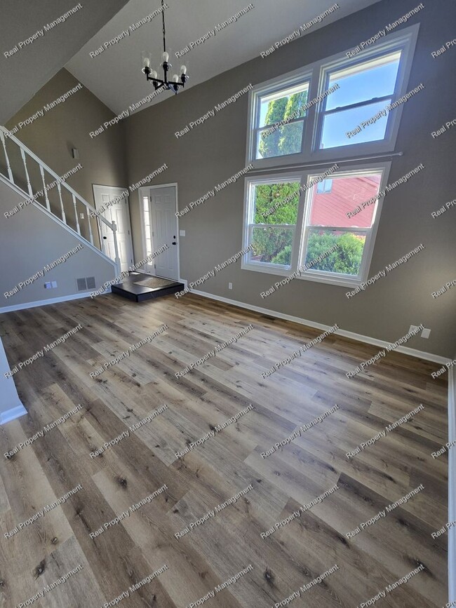 Photo - Updated 2 Bedroom Condo