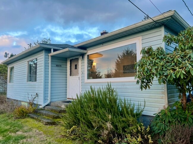 Photo - 92070 Cape Arago Hwy Casa