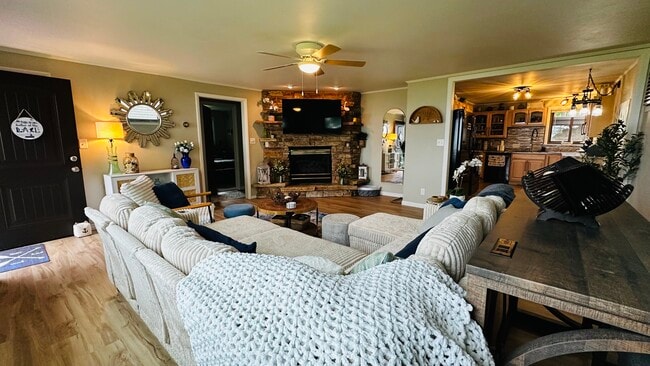 Photo - 1757 Brighton Beach Rd
