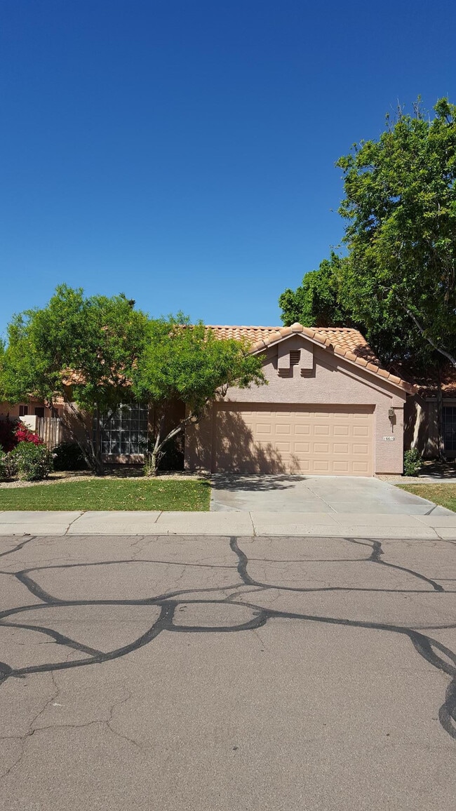 Photo - 16610 S 32nd Pl