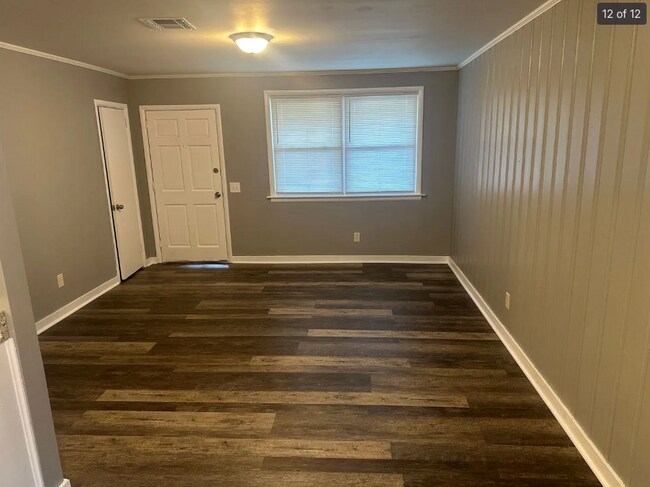 Photo - 1154 Lakewood Dr