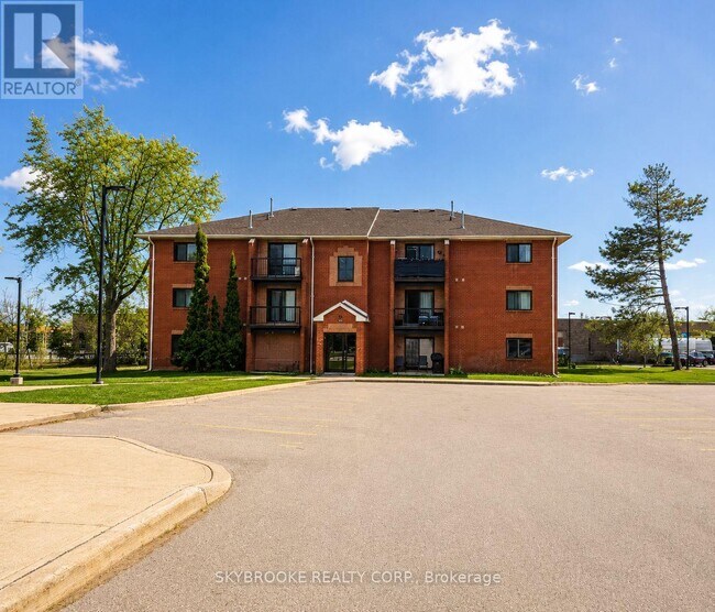 Photo - 171 Edgehill Dr Unit F8